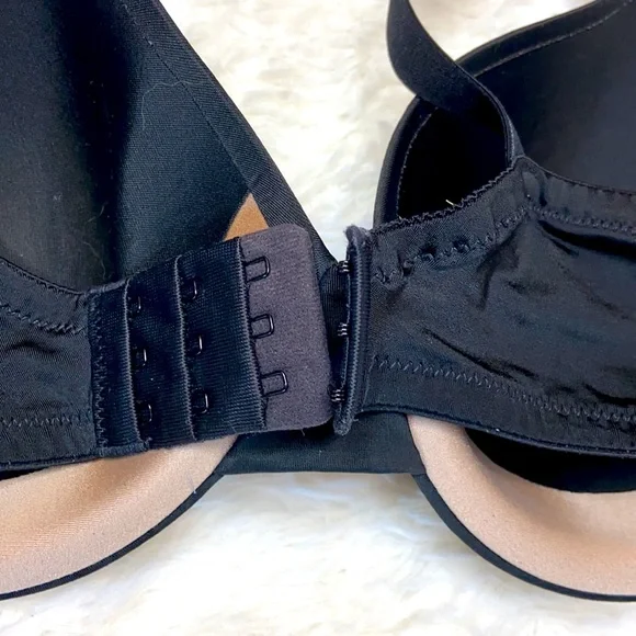 Warner’s Black Underwire Adjustable Bra - Picture 3 of 7